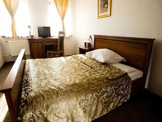 Отель Hotel Constancja Ченстохова Двухместный номер с 1 кроватью-1